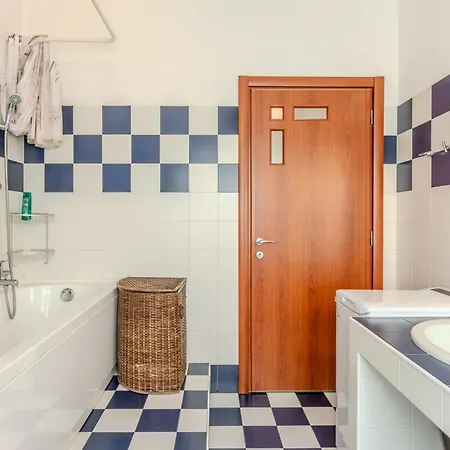 Iris By Interhome דירה דרביו