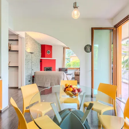 Iris By Interhome Lejlighed