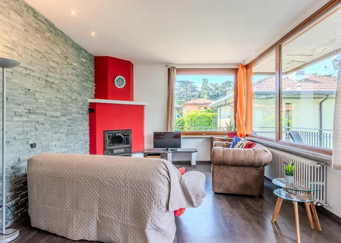 Iris By Interhome Appartement Dervio